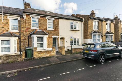 Gaywood Road, E17