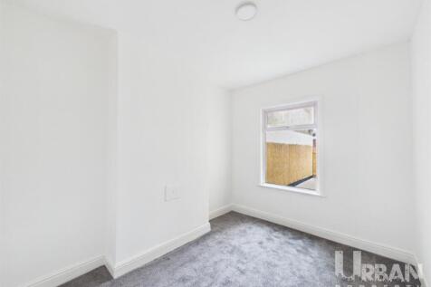St. Georges Road, Hull photo 5