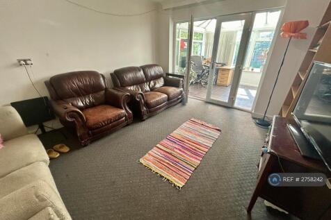 Lounge Or Bedroom 6