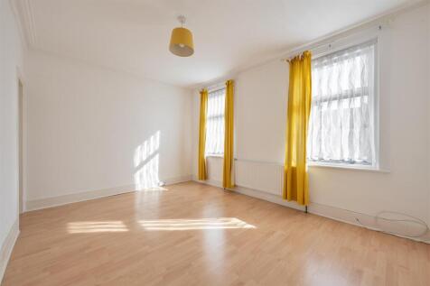 Thorpe Road, E7