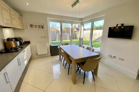 Bramleys Estate Agents - Moorcroft Close - Mirfiel