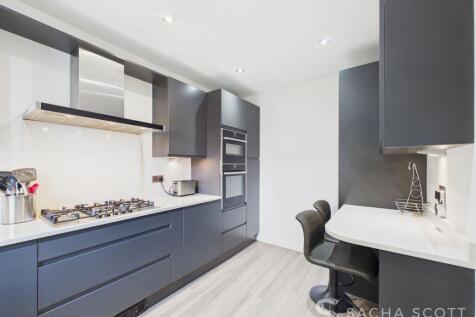 Kitchen / Breakfast Room