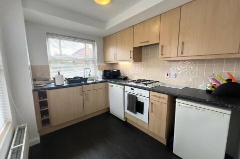 Bromhurst Way, Chase Meadow  photo 5