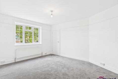 Seaside, Roselands, Eastbourne, BN22 photo 3