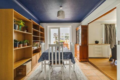 94804_6 Victoria Road(11).jpg