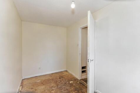 1 Sassoon Close, Wellingborough, Northamptonshire, NN8 3LR