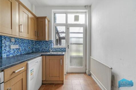 3 bed, 1 bath Semi-Detached in bristol - Photo 20