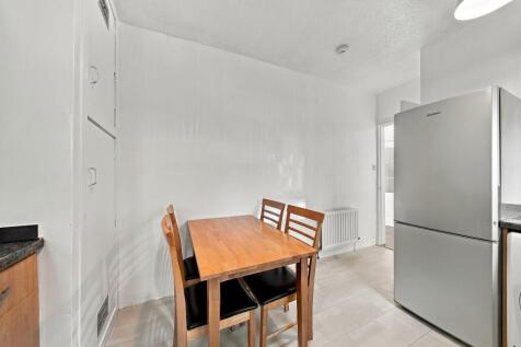 Stuart Terrace, Bathgate, West Lothian, EH48 photo 4