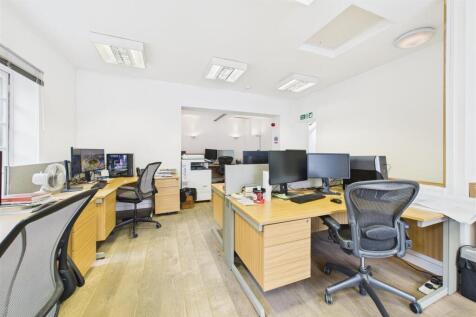 Somerset House, Taunton TA1 1SF | Hollis Morgan Li