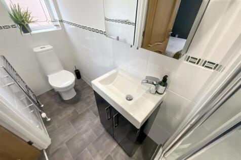 Ensuite (Bedroom Two)