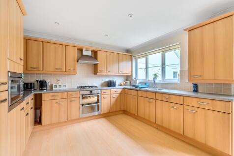 1380458-7-691720fb23a1b