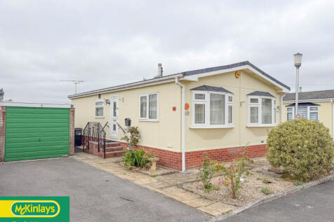 2 Bedroom Park Home for Sale