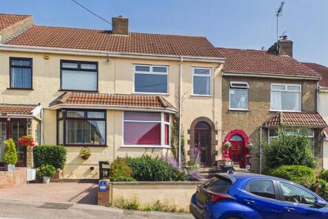 1 - Terraced House for Auction, Kingswood.jpg