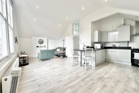 Two Bedroom Flat for Rent