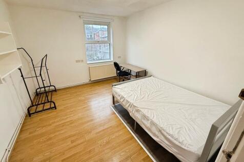 Frederick Grove - 5 Bed, Lenton, East Midlands, NG7 photo 5