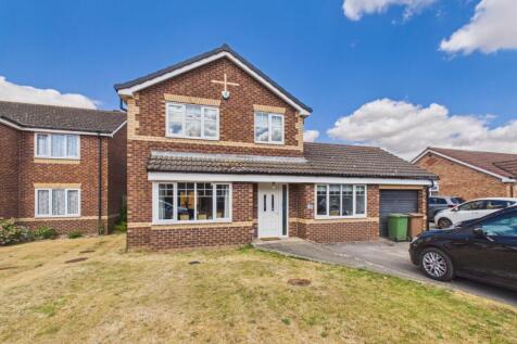 5 Bedroom Detached House - For Sale