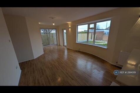 The Warren Drive, Westgate-On-Sea, CT8 photo 3