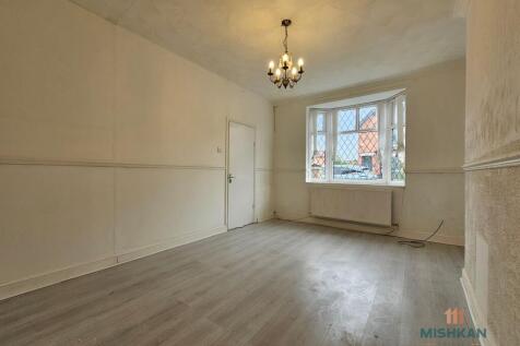 Warrington Road, Abram, Wigan photo 4