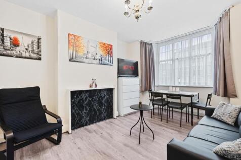 NEW LIVING ROOM.jpg