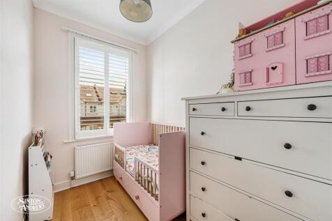 85 Camborne Avenue-14.jpg