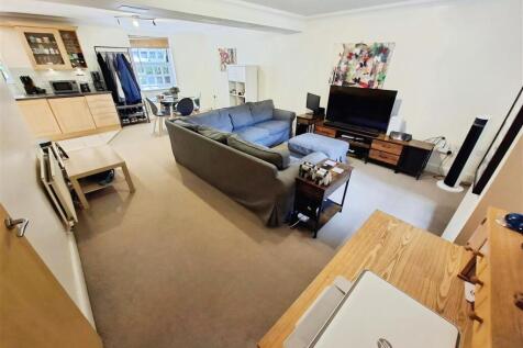 Open-Plan Lounge/Diner/Kitchen