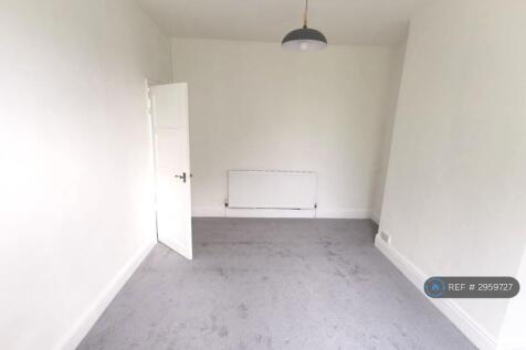 Raffles Road, Birkenhead, CH42 photo 4