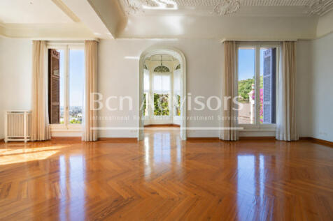 Espectacular-villa-modernista-catalogada-con-vi...
