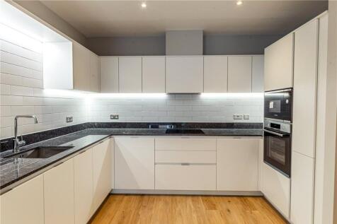 Broadwater Road, Welwyn Garden City, AL7 photo 3