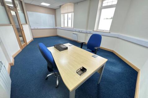 Office to rent Image 4