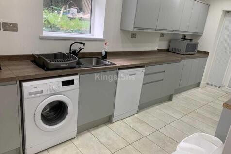 Senghenydd Road, Cathays, Cardiff photo 4