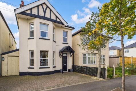 Bournemouth, BH6 - property photo