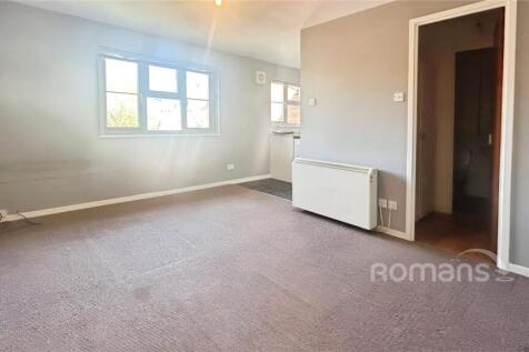 Living Area /Bedroom