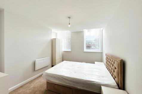 Stand Lane, Radcliffe, M26 photo 4