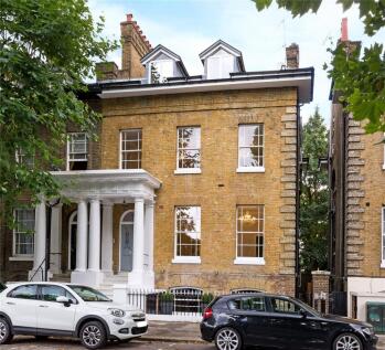 Set within a fully restored grade II listed building occupying the first floor. Finished to an incredibly high standard giving a sleek and stylish finish throughout.