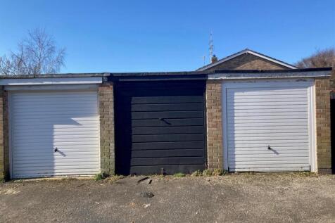 Garage = 17 Galsworthy - No 2.jpg