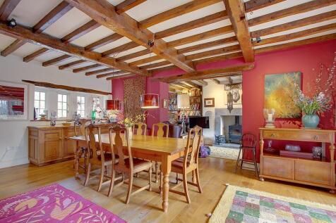 Dining room &amp; snug