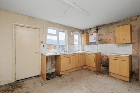 87 Bradwell Road, Bradville, Milton Keynes, MK13 7AX