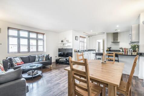 542320 (3)