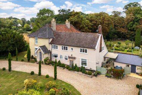 1440px-Elm Farm H...