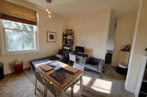 Apartment 16 The Manor House, Leamington Spa photo 3