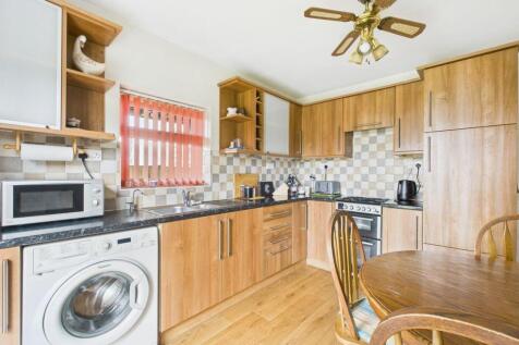Young Crescent, Sutton-In-Ashfield photo 3