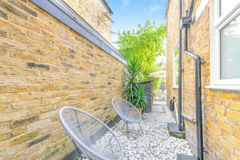 james_anderson_-_howgate_rd__5_-1.jpg