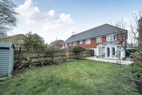 garden to house.jpg