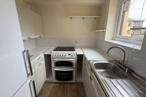 Millfield Court, Brampton Road, Huntingdon photo 3