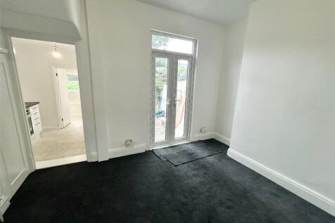 Sandhurst Road, London, SE6 photo 5