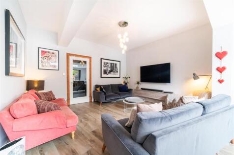 Open Plan Kitchen-4.jpg