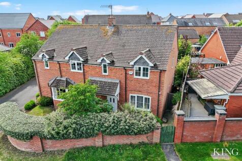 Stratford-upon-avon, CV37 - property photo