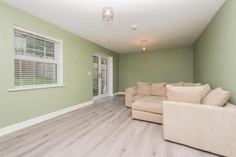 Living Room: