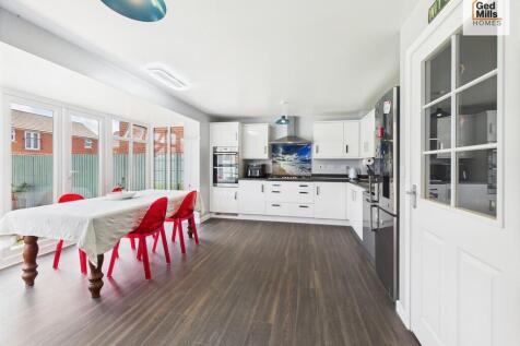 CAM04261G0-PR0079...