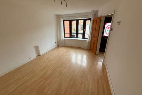 Silver Birch Close, Bristol photo 2